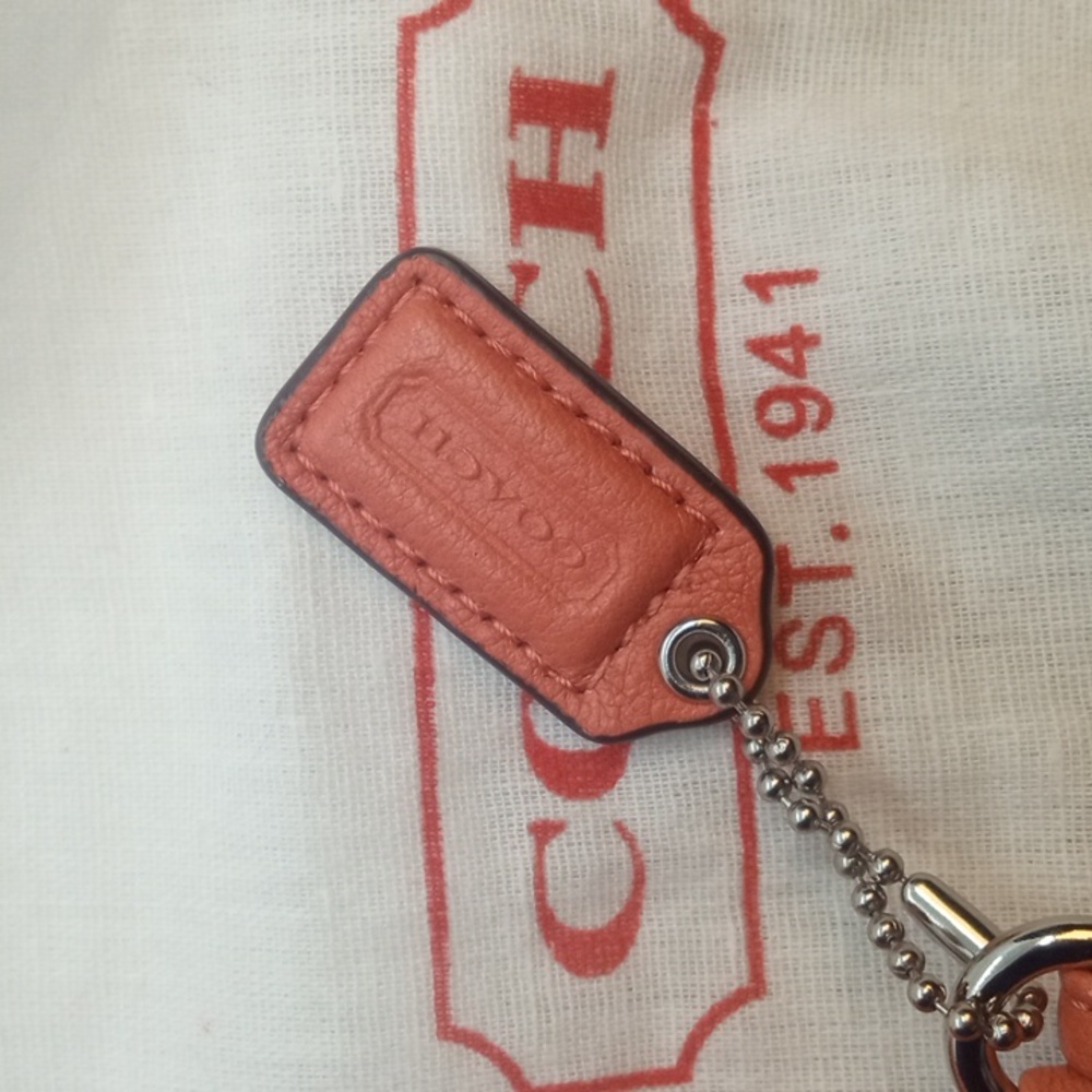 COACH WRISTLET SET - Picture 9 of 11